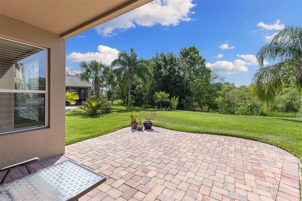 合同活跃: $605,000 (5 贝兹, 3 浴室, 3614 平方英尺)