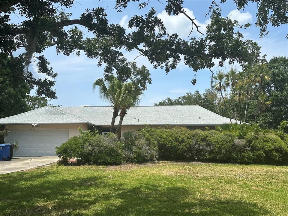 For Sale: $849,000 (4 beds, 3 baths, 2470 Square Feet)