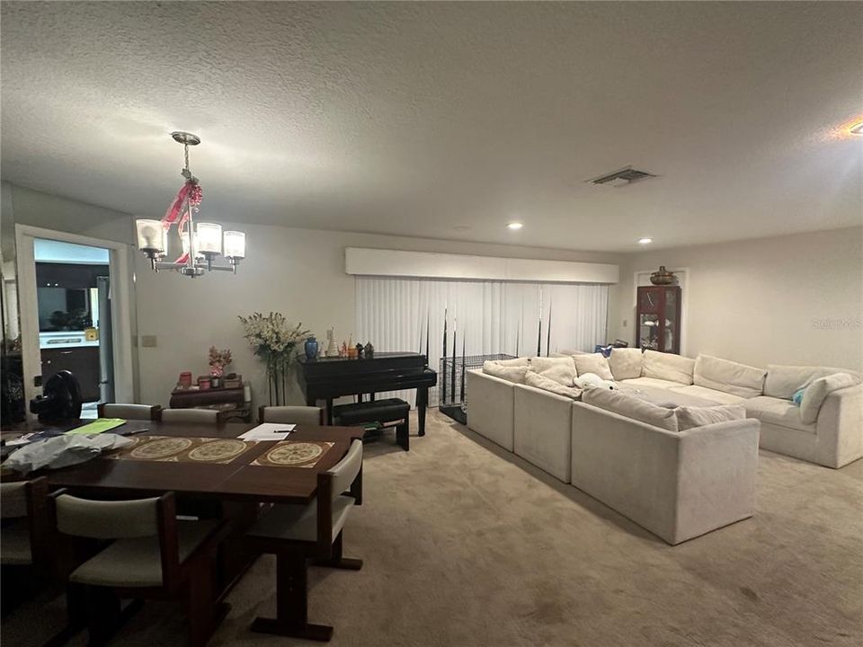 For Sale: $849,000 (4 beds, 3 baths, 2470 Square Feet)