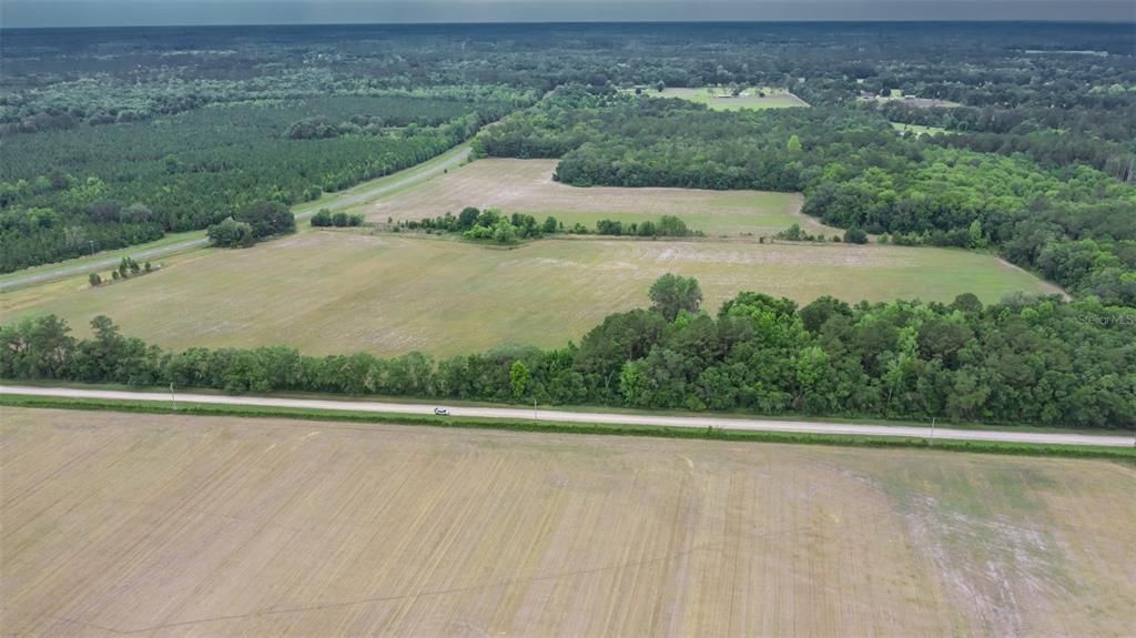 待售: $800,000 (52.95 acres)