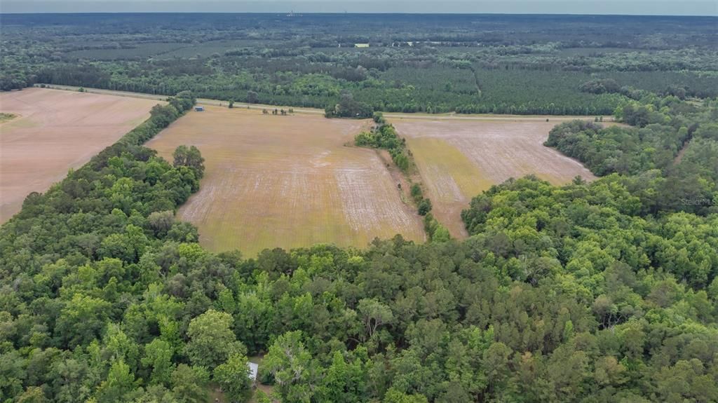 待售: $800,000 (52.95 acres)