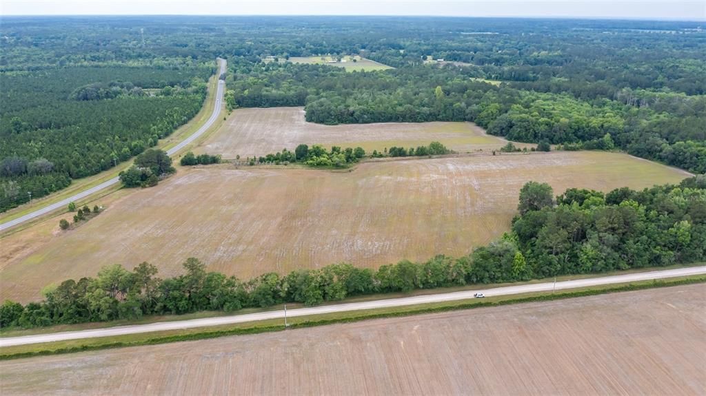 待售: $800,000 (52.95 acres)