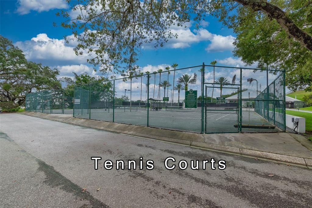 Active With Contract: $450,000 (3 beds, 3 baths, 2600 Square Feet)