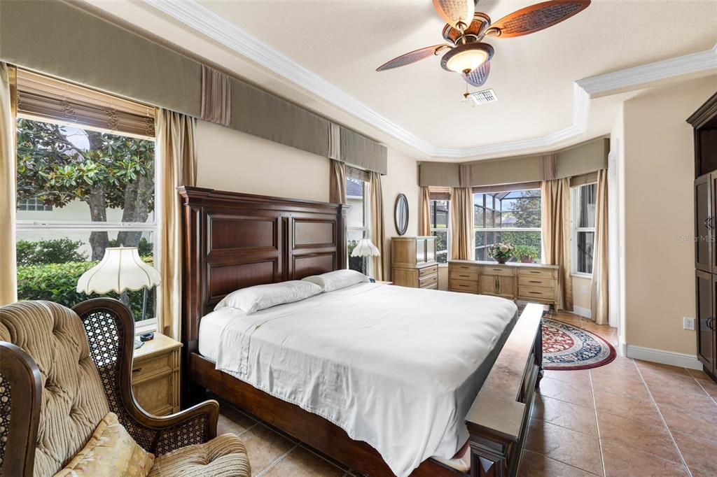 Active With Contract: $450,000 (3 beds, 3 baths, 2600 Square Feet)