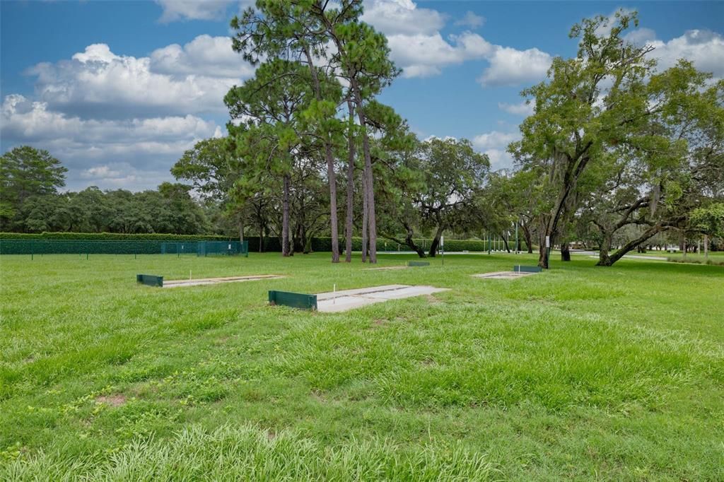 Active With Contract: $450,000 (3 beds, 3 baths, 2600 Square Feet)