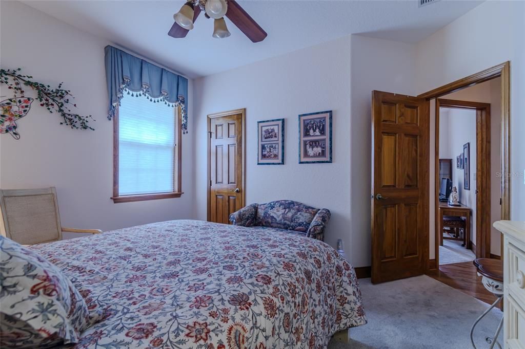 待售: $895,000 (3 贝兹, 3 浴室, 3467 平方英尺)