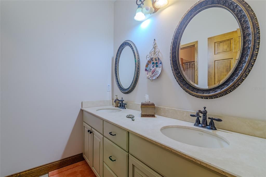 待售: $895,000 (3 贝兹, 3 浴室, 3467 平方英尺)