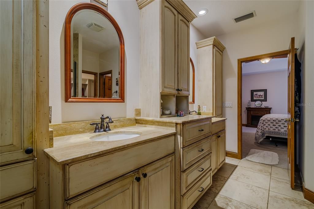 待售: $895,000 (3 贝兹, 3 浴室, 3467 平方英尺)