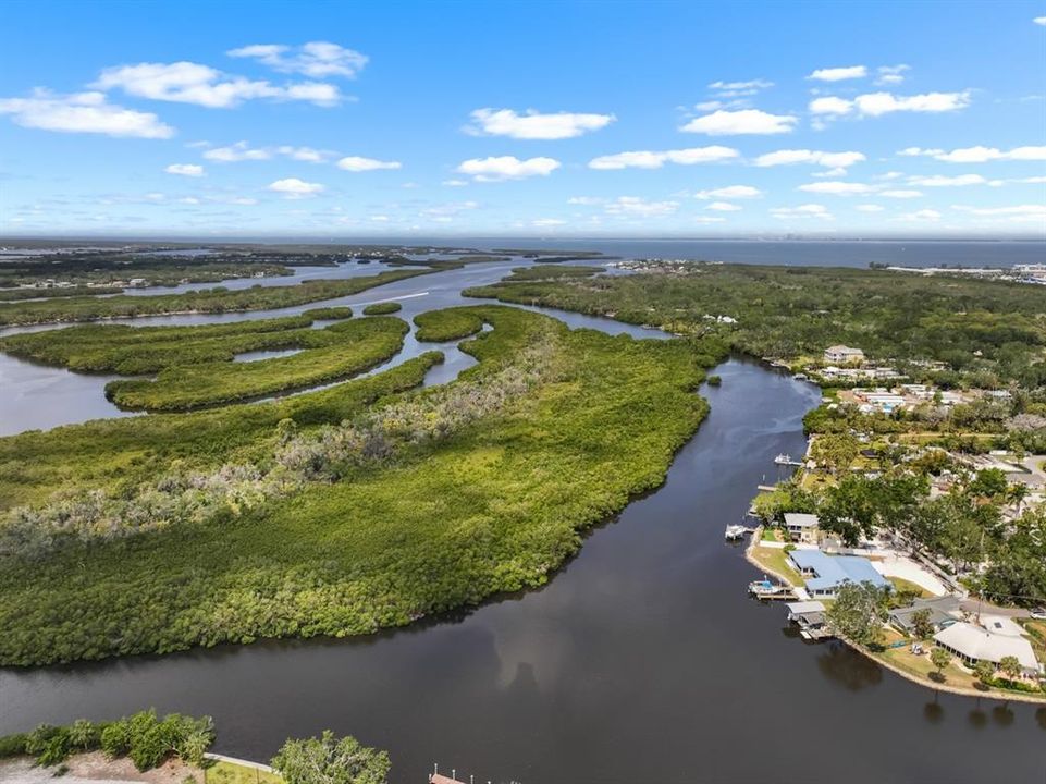 合同活跃: $799,000 (3 贝兹, 3 浴室, 2496 平方英尺)