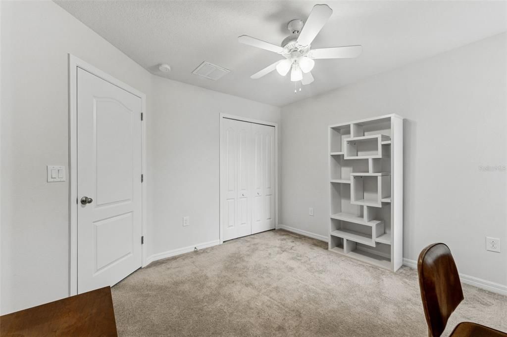 For Sale: $300,000 (3 beds, 2 baths, 1536 Square Feet)