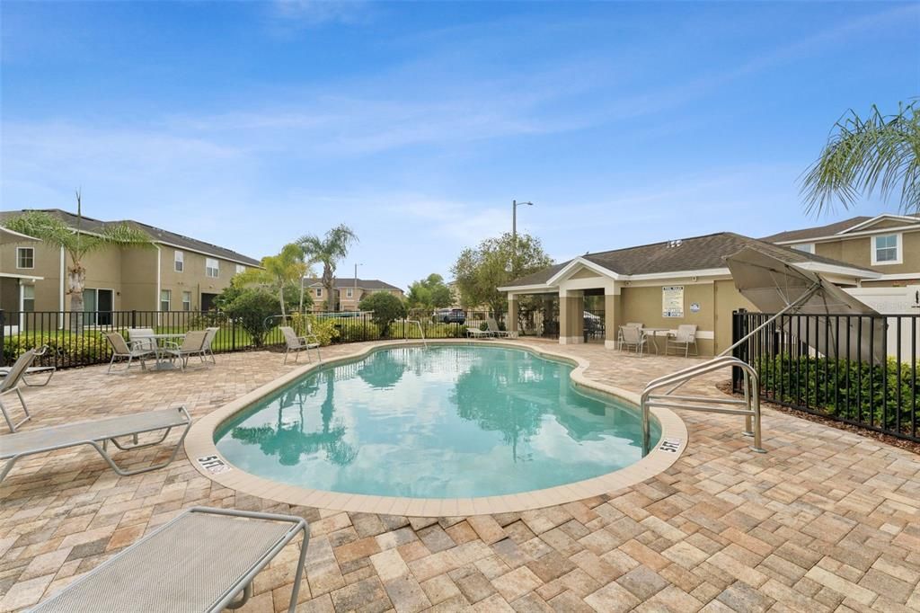 For Sale: $300,000 (3 beds, 2 baths, 1536 Square Feet)