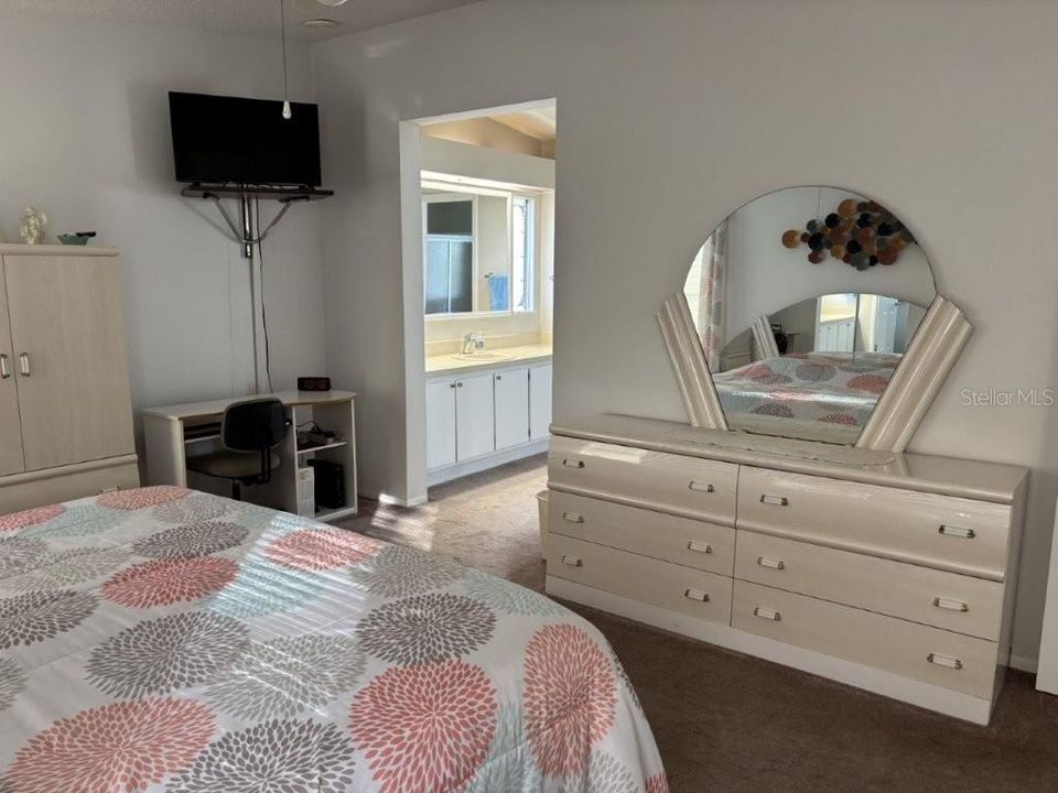 For Rent: $3,000 (2 beds, 2 baths, 1542 Square Feet)