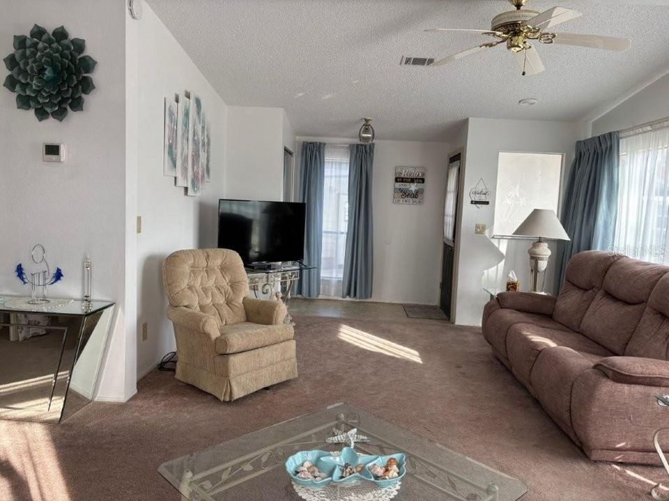 For Rent: $3,000 (2 beds, 2 baths, 1542 Square Feet)