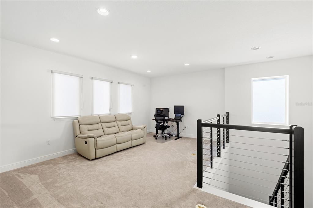 For Sale: $959,000 (5 beds, 4 baths, 2980 Square Feet)