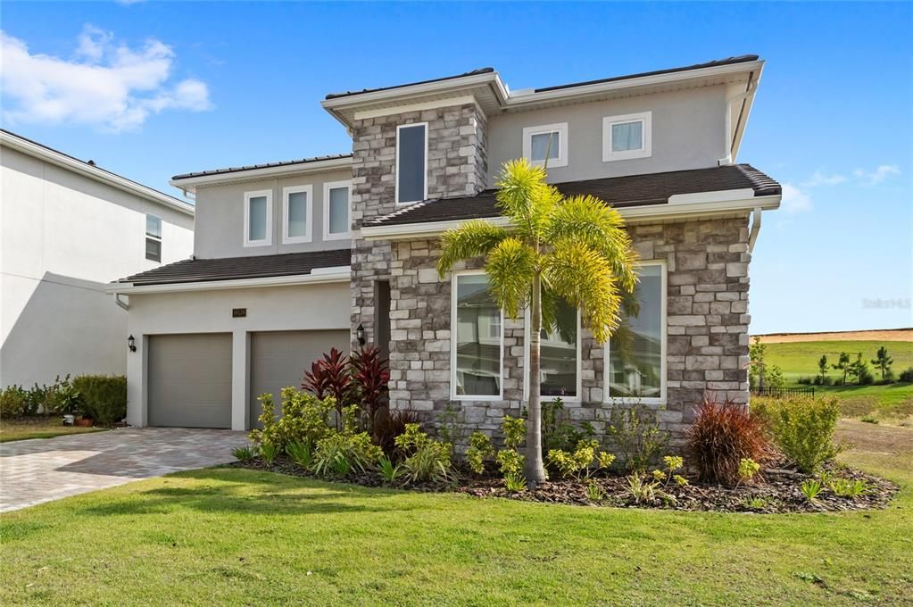 For Sale: $959,000 (5 beds, 4 baths, 2980 Square Feet)