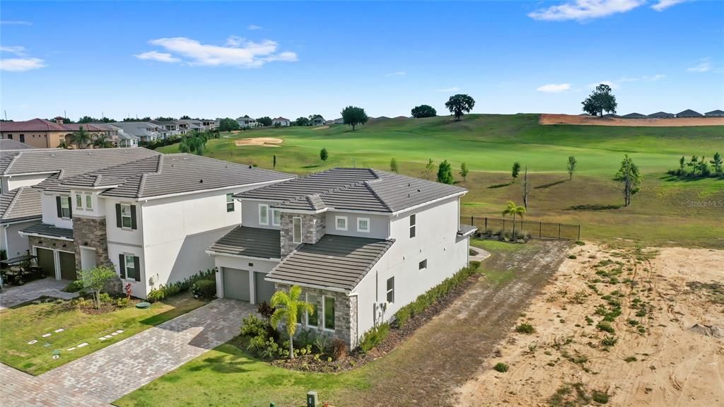 For Sale: $959,000 (5 beds, 4 baths, 2980 Square Feet)