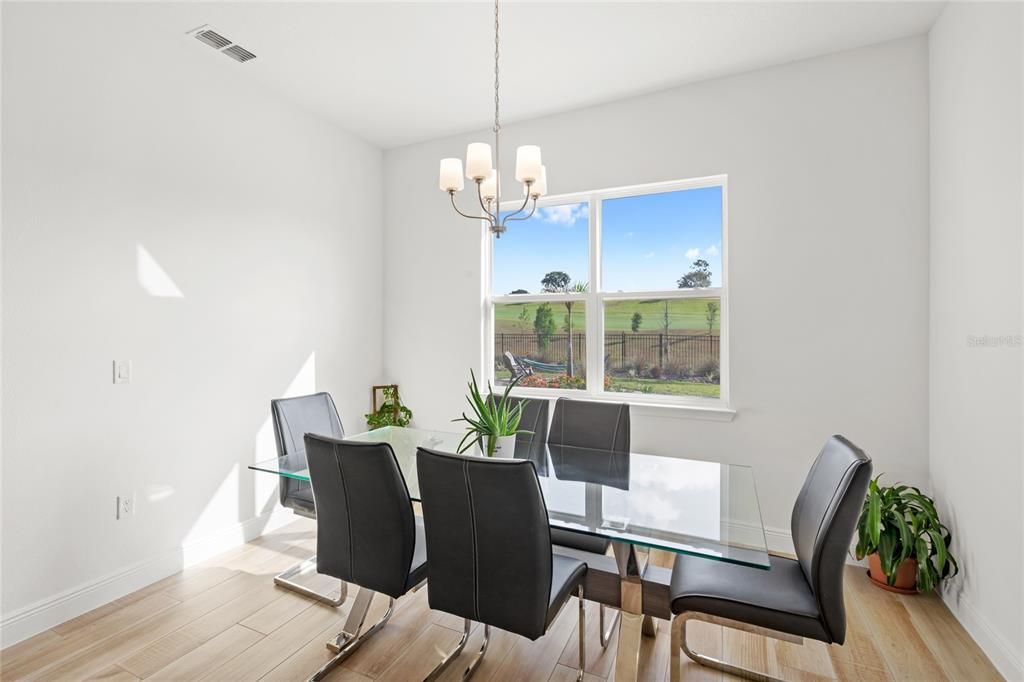 For Sale: $959,000 (5 beds, 4 baths, 2980 Square Feet)