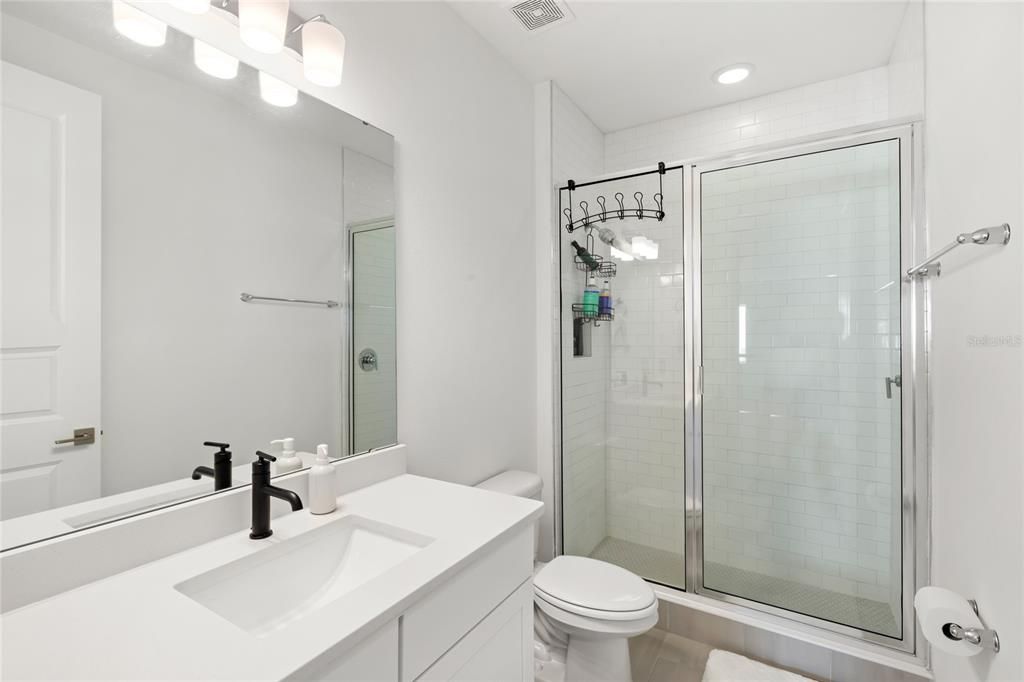 For Sale: $959,000 (5 beds, 4 baths, 2980 Square Feet)