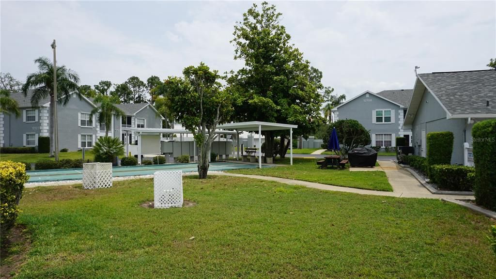 Под контрактом: $1,600 (2 спален, 2 ванн, 908 Квадратных фут)