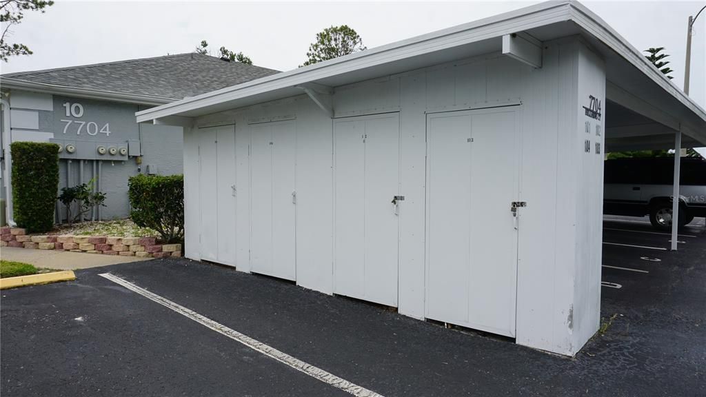 Под контрактом: $1,600 (2 спален, 2 ванн, 908 Квадратных фут)