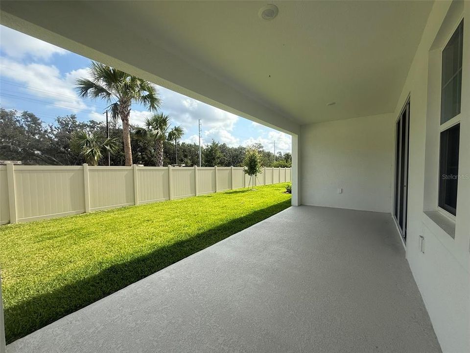 出租: $3,200 (5 贝兹, 3 浴室, 2289 平方英尺)