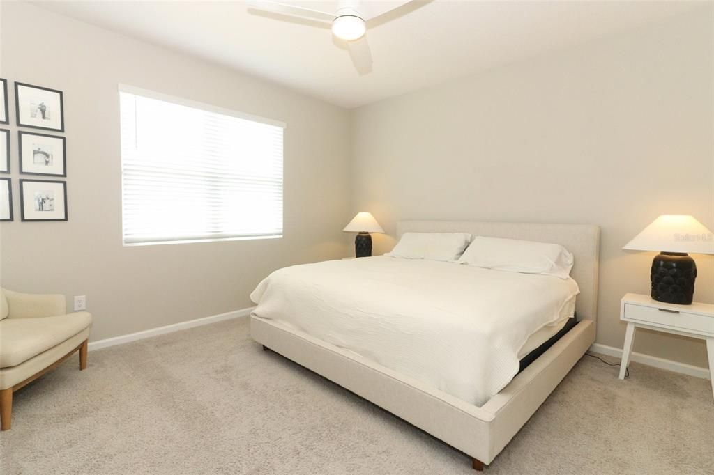 For Sale: $348,000 (4 beds, 3 baths, 2075 Square Feet)