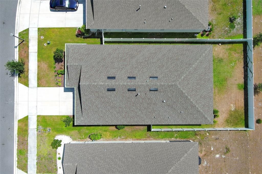 For Sale: $348,000 (4 beds, 3 baths, 2075 Square Feet)