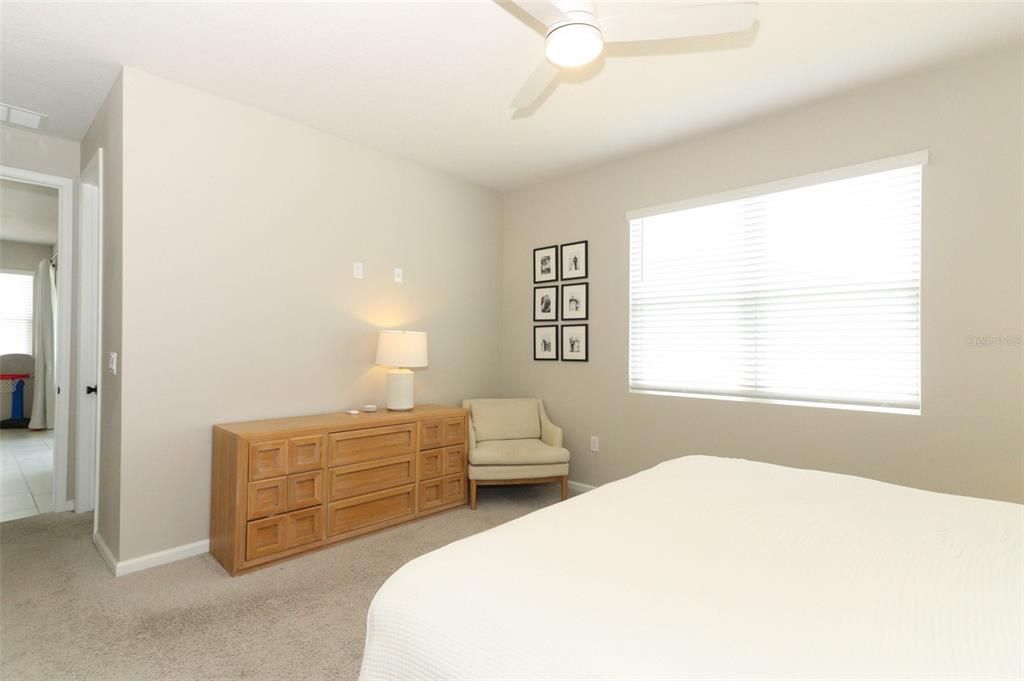 For Sale: $348,000 (4 beds, 3 baths, 2075 Square Feet)