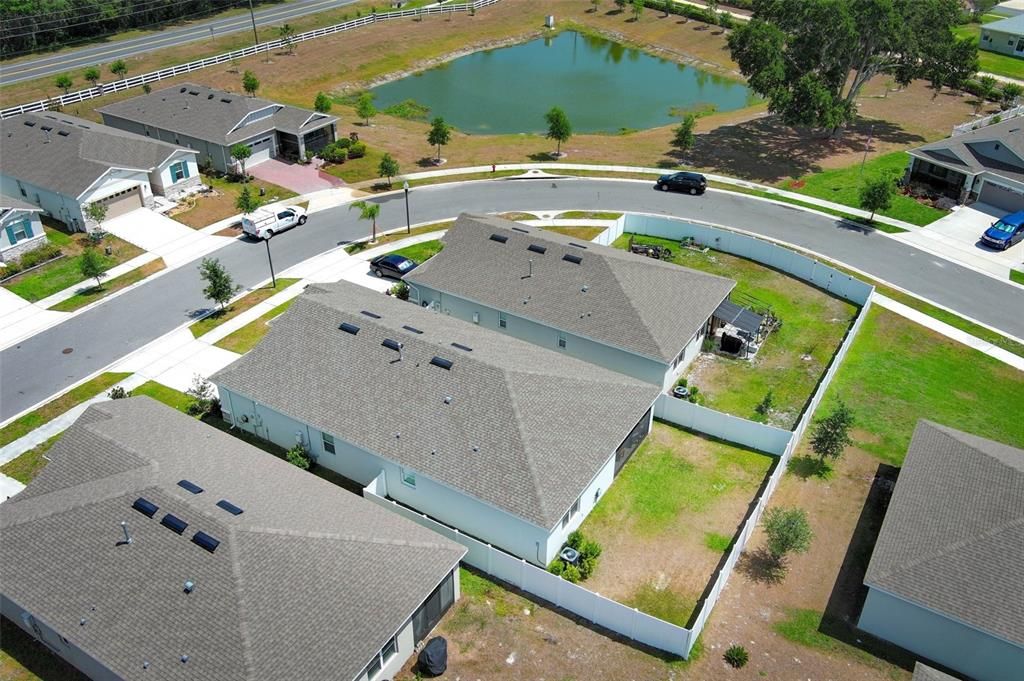 For Sale: $348,000 (4 beds, 3 baths, 2075 Square Feet)