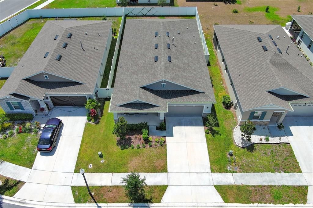 For Sale: $348,000 (4 beds, 3 baths, 2075 Square Feet)