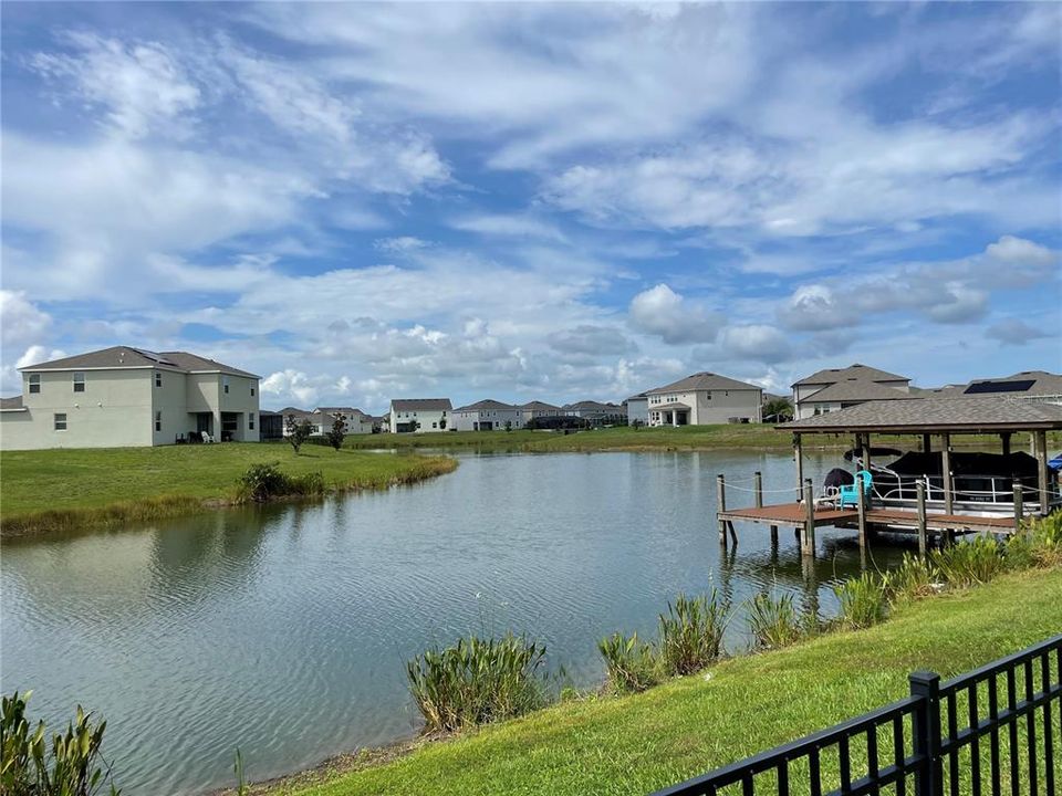 Под контрактом: $3,299 (4 спален, 2 ванн, 2949 Квадратных фут)