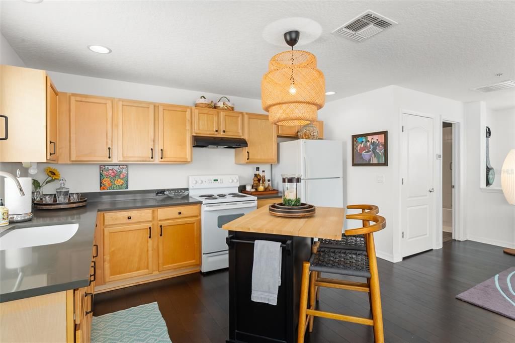 待售: $1,445,000 (4 贝兹, 3 浴室, 3837 平方英尺)