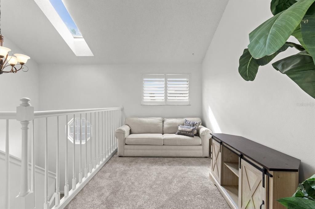 For Sale: $995,000 (3 beds, 2 baths, 2374 Square Feet)