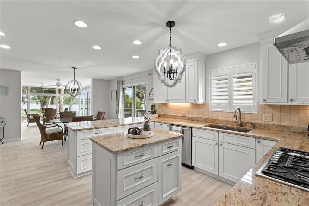 For Sale: $995,000 (3 beds, 2 baths, 2374 Square Feet)