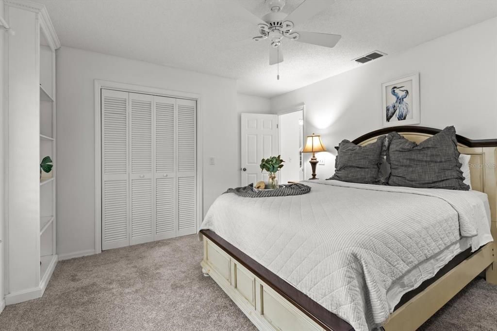 For Sale: $995,000 (3 beds, 2 baths, 2374 Square Feet)