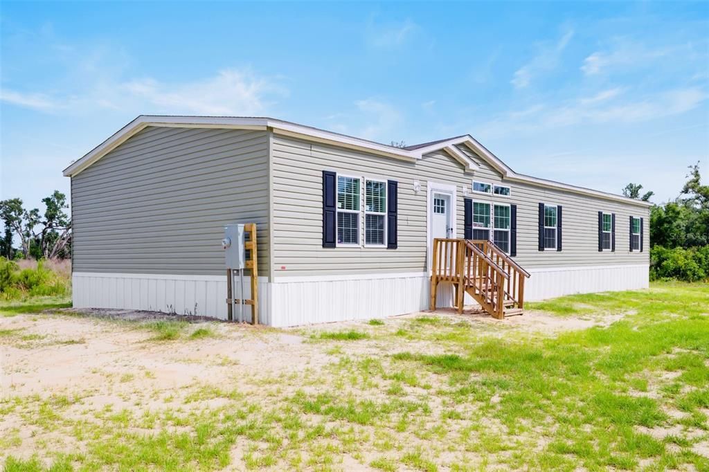 Recently Sold: $299,900 (4 beds, 3 baths, 2254 Square Feet)