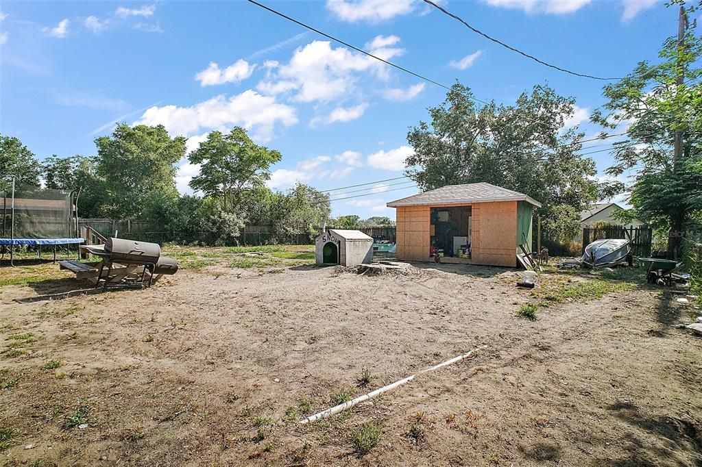 Active With Contract: $262,900 (3 beds, 2 baths, 1283 Square Feet)