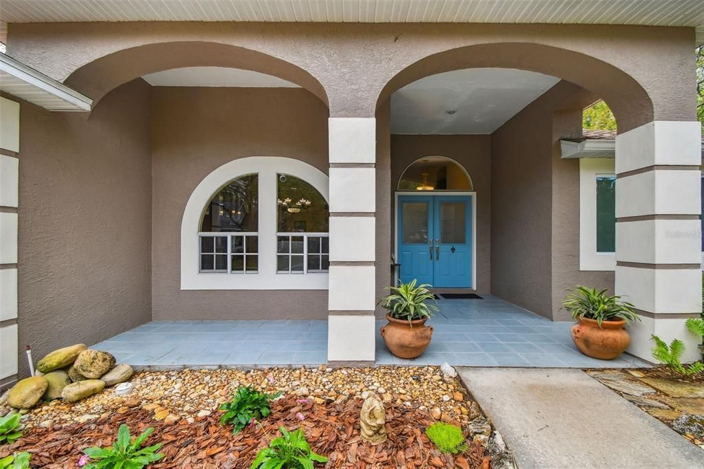 For Sale: $997,000 (5 beds, 3 baths, 2896 Square Feet)