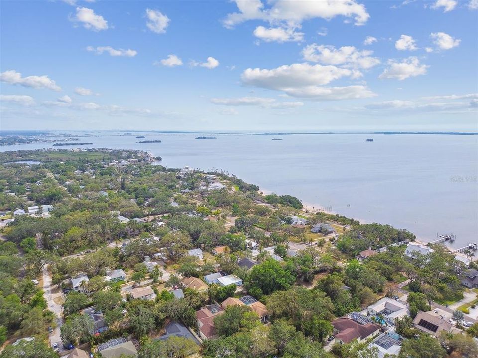 For Sale: $997,000 (5 beds, 3 baths, 2896 Square Feet)
