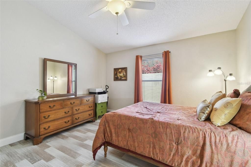 For Sale: $997,000 (5 beds, 3 baths, 2896 Square Feet)