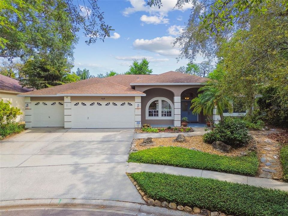 For Sale: $997,000 (5 beds, 3 baths, 2896 Square Feet)