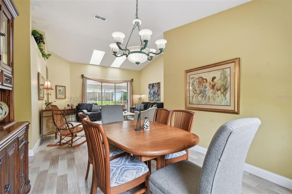 For Sale: $997,000 (5 beds, 3 baths, 2896 Square Feet)
