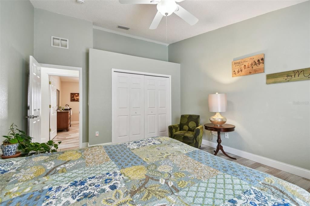 For Sale: $997,000 (5 beds, 3 baths, 2896 Square Feet)