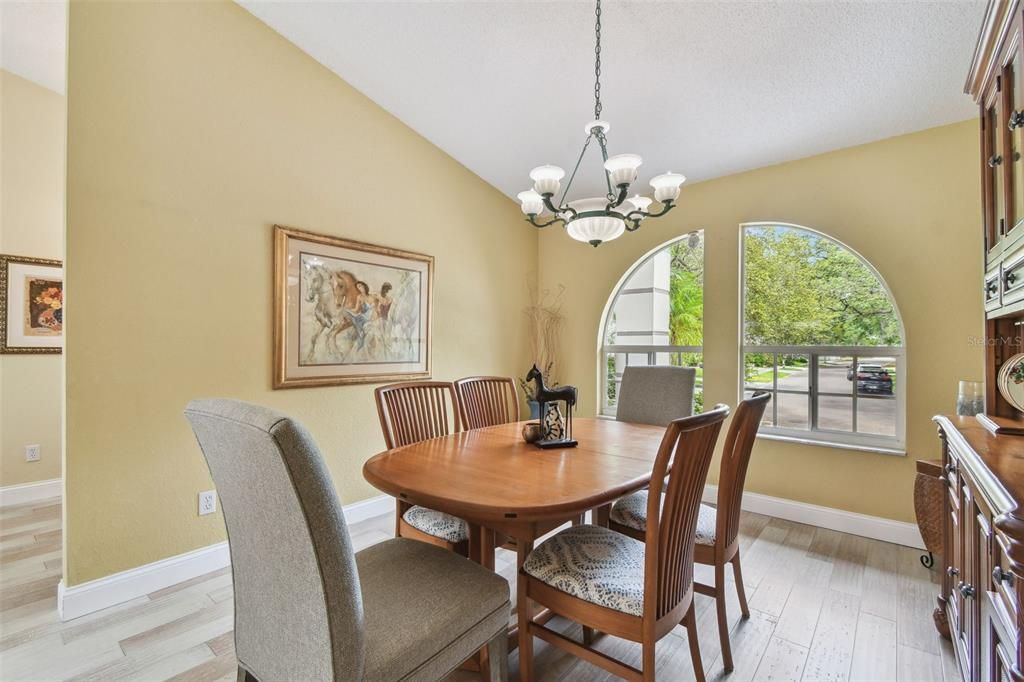 For Sale: $997,000 (5 beds, 3 baths, 2896 Square Feet)