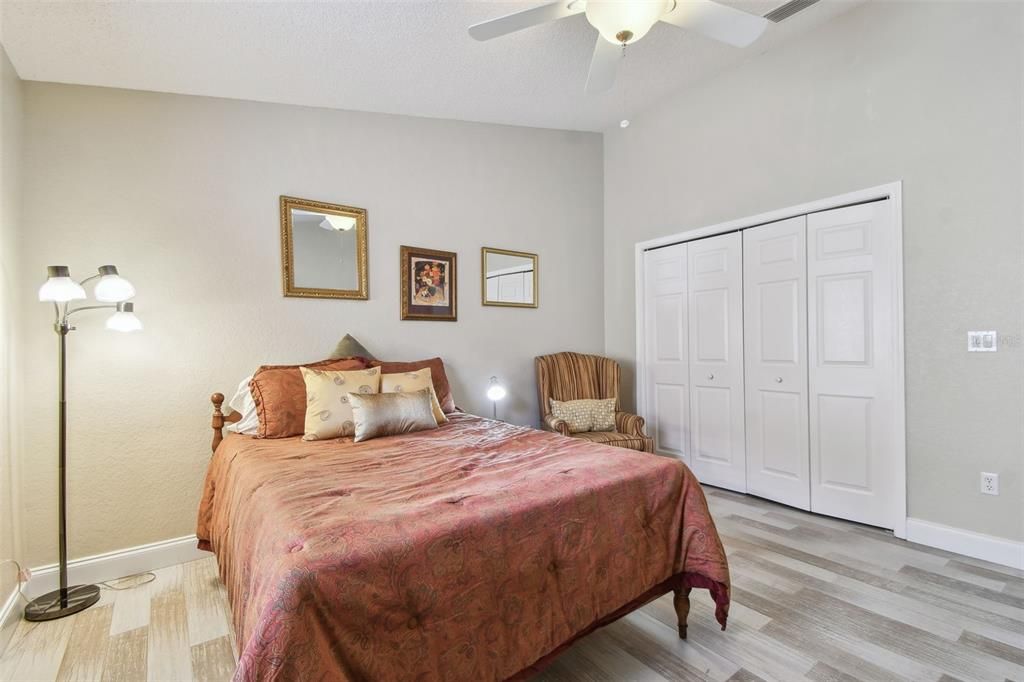 For Sale: $997,000 (5 beds, 3 baths, 2896 Square Feet)