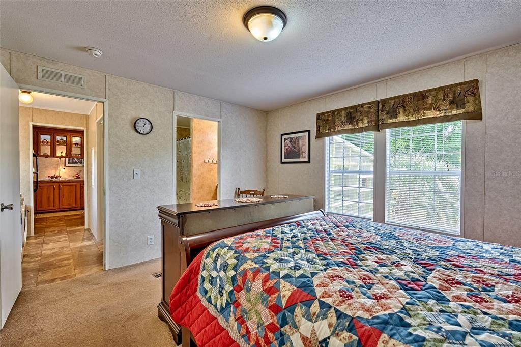 En Venta: $310,000 (3 camas, 2 baños, 1080 Pies cuadrados)