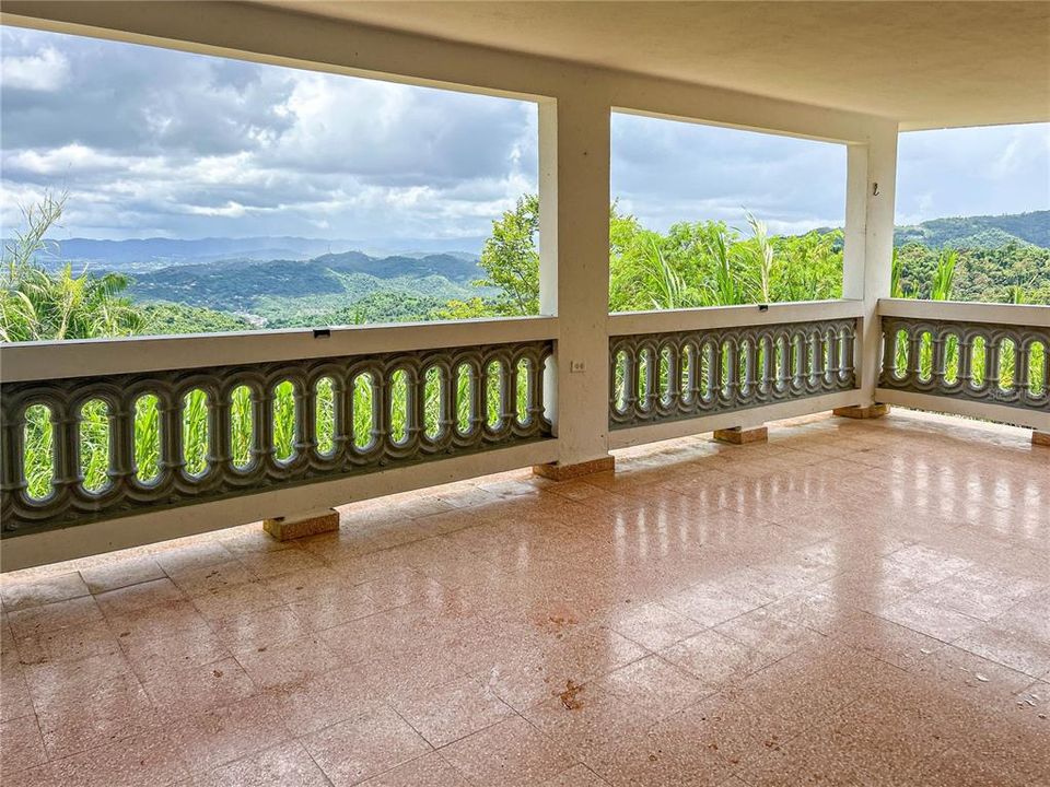 На продажу: $229,995 (3 спален, 1 ванн, 859 Квадратных фут)