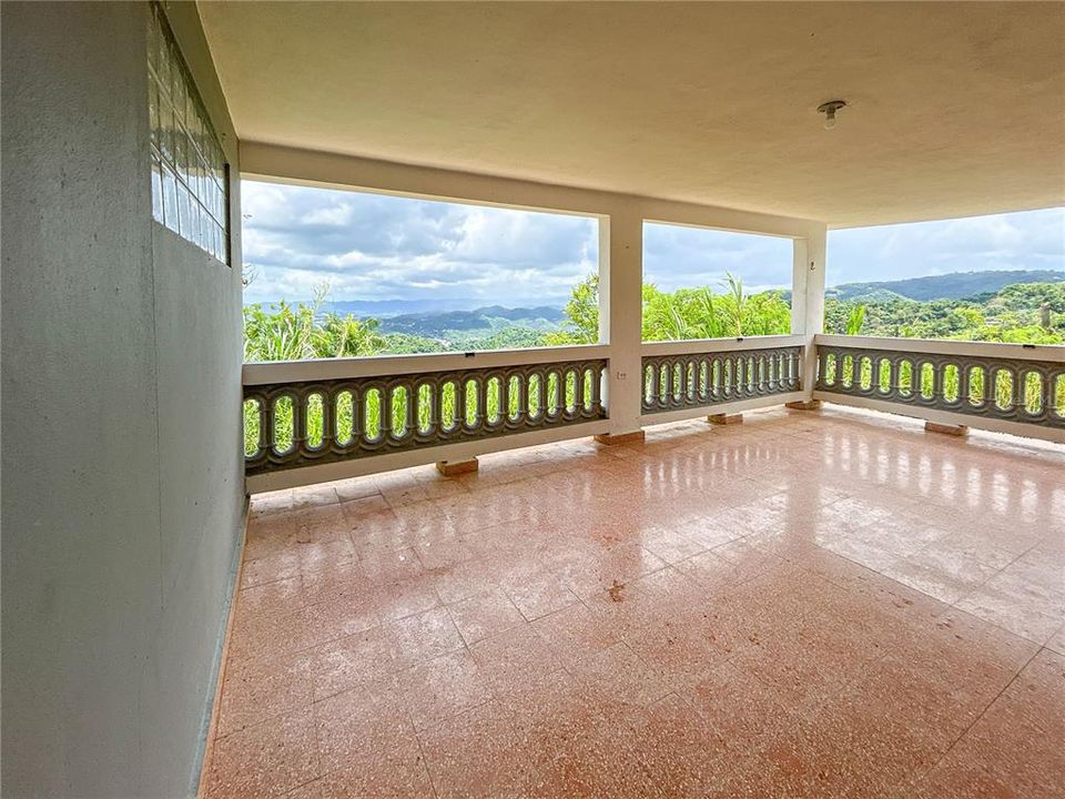 На продажу: $229,995 (3 спален, 1 ванн, 859 Квадратных фут)