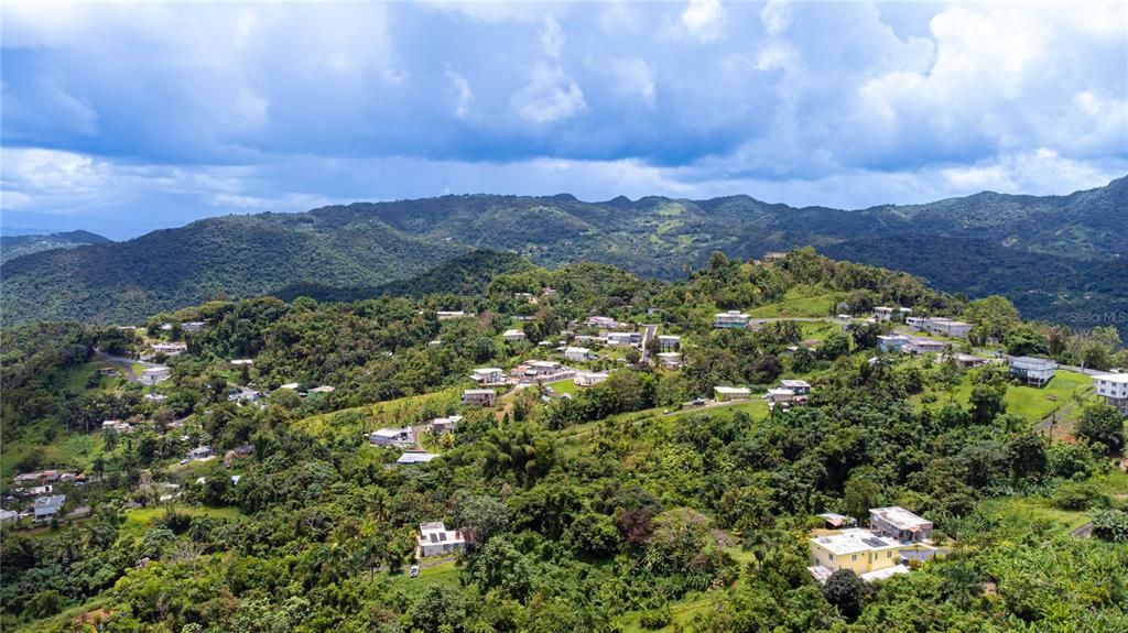 На продажу: $229,995 (3 спален, 1 ванн, 859 Квадратных фут)