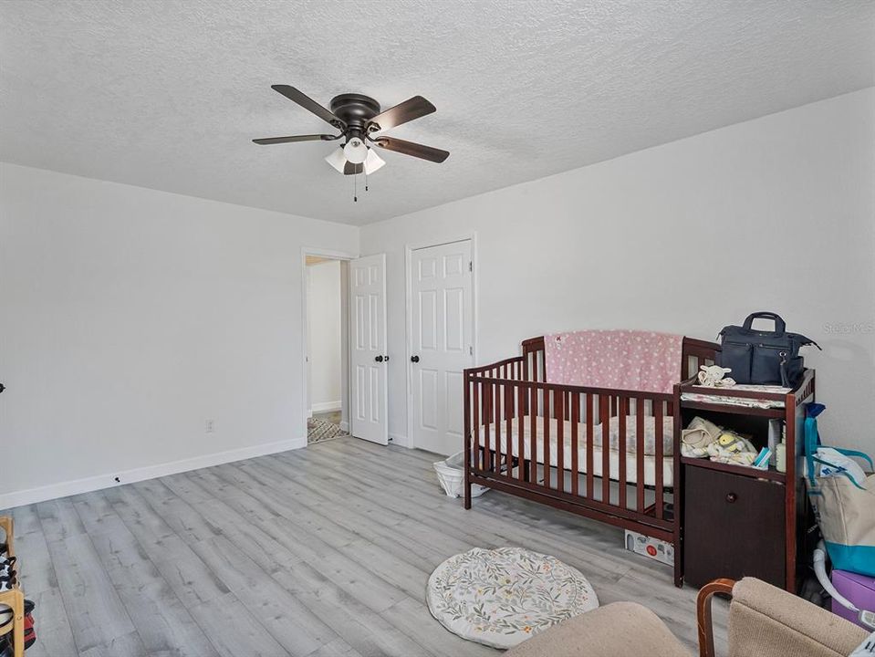 For Sale: $345,000 (4 beds, 2 baths, 1840 Square Feet)